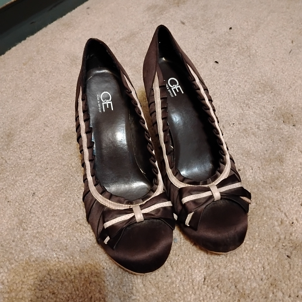Size 7 Satin Heels